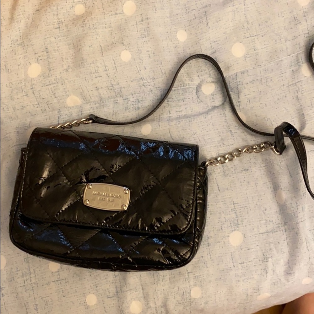 Michael kor crossbody